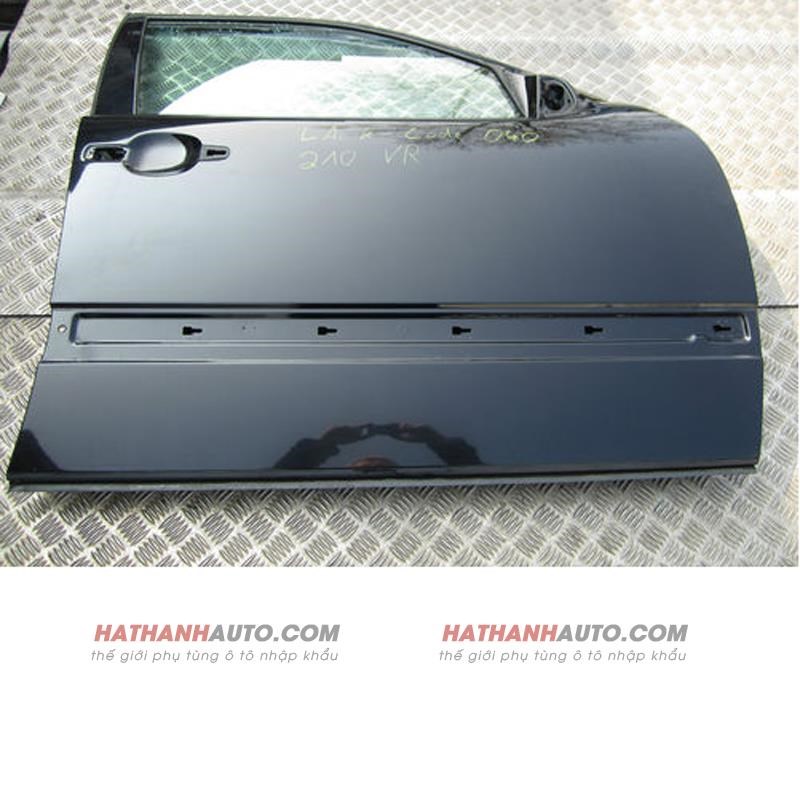 cánh cửa trước phải Mercedes