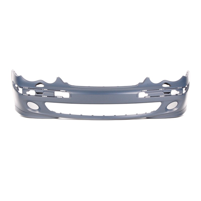 ba đờ sốc trước xe Mercedes