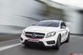 Động cơ Mercedes-Benz AMG đạt giải thưởng lớn