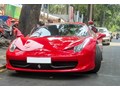 Siêu xe Ferrari 15 tỷ đồng của đại gia Sài Gòn xuống phố