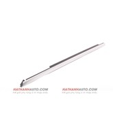 Nẹp inox chân kính cửa trước trái xe Mercedes C250 năm 2012