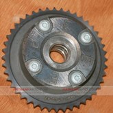 Nhông cam hút xe Mercedes C200 WDD204 chính hãng