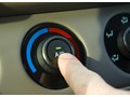 Điều hòa xe ô tô: Có nên tắt điều hòa trước khi xuống xe?