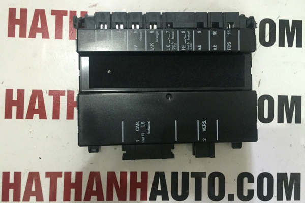 Hộp điều khiển ghế trước trái xe Mercedes CLK63 AMG - 2118704726