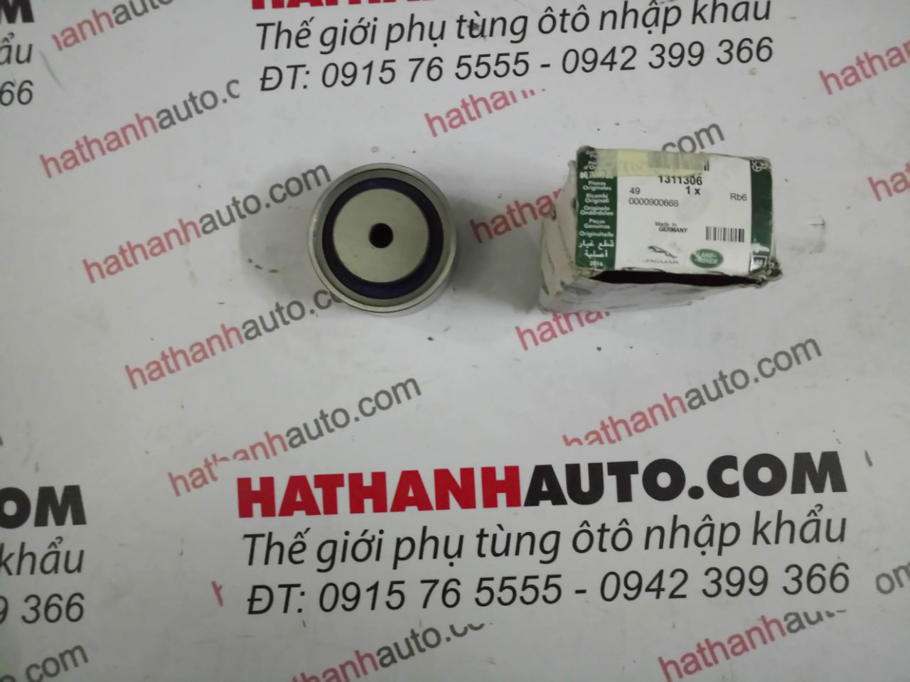 Bi tỳ trơn dây cu roa xe Range Rover Discovery LR3, LR4 - 1311306