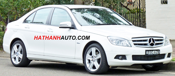 Bom xang xe Mercedes C200 chinh hieu