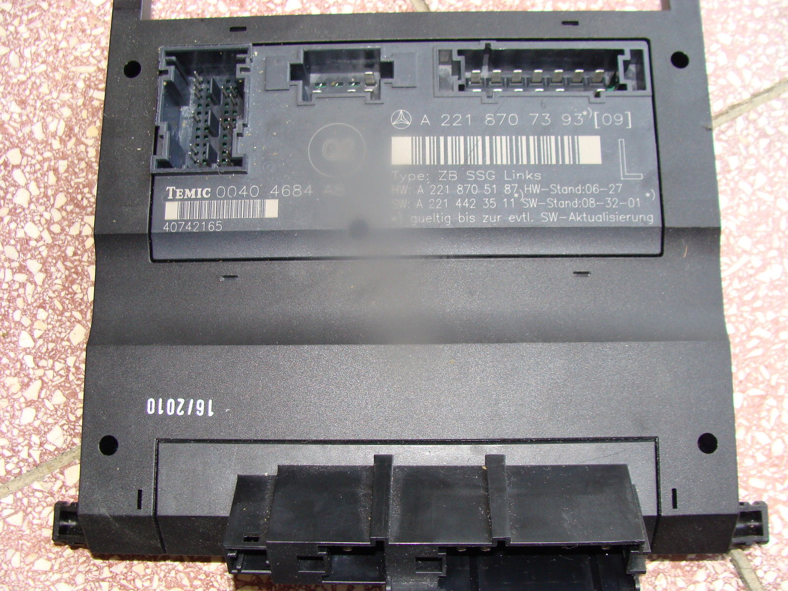 Hộp điều khiển ghế phải xe Mercedes S500 năm 2005-2011 - 2218707493