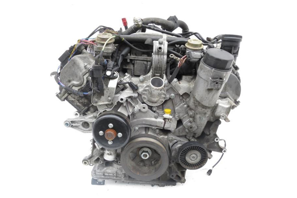 Lốc máy+piston xe Mercedes E240 năm 2001 - 1120100406