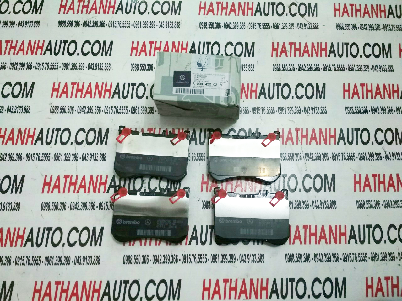 Bố thắng trước xe Mercedes S550 W222 - 008 420 02 20 - A 008 420 02 20