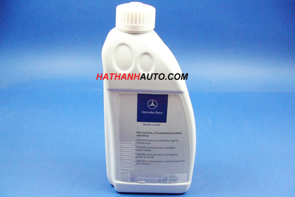 Nuoc mat xe Mercedes E240 chinh hang