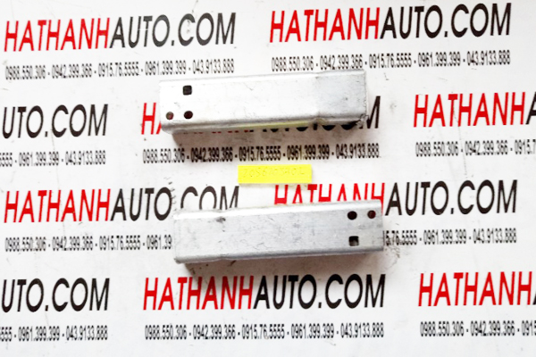 Xương nhôm đầu xe Mercedes C300, C350, C350e, C400 W205 - 2056203701