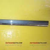Nẹp cánh cửa trước phải xe Mercedes E240 năm 2005 chính hãng
