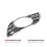 Ốp đèn gầm nhựa xe Mercedes E200K năm 2002-2007 chính hãng