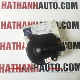 Nắp thông hơi mặt máy xe Mercedes C280 4Matic chính hãng